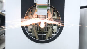 fiber laser cutting