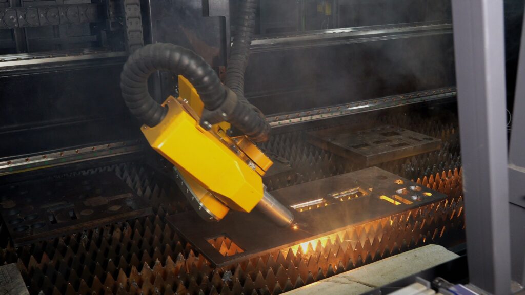 5 axis laser bevel cutting head in action